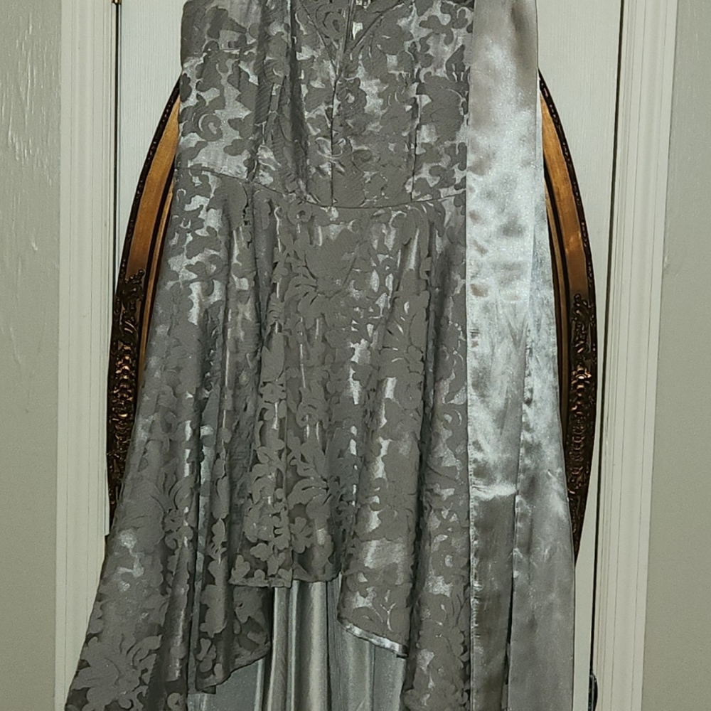 Women's dress